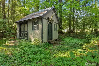 54611 E 278th Avenue, Ashford, WA 98304 - Photo 5