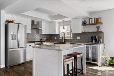 651 SE Bayshore Drive #E101, Oak Harbor, WA 98277 - Photo 13