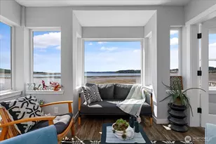 651 SE Bayshore Dr, Oak Harbor, WA 98277 - Photo 11