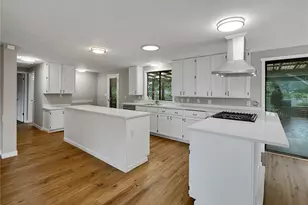 314 Snohomish Dr, La Conner, WA 98257 - Photo 3