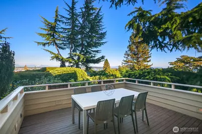 6845 52nd Avenue NE, Seattle, WA 98115 - Photo 13