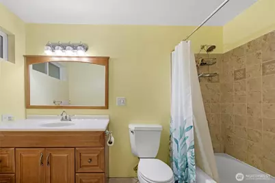 19331 37th Avenue NE, Lake Forest Park, WA 98155 - Photo 27