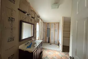 821 G St, Vader, WA 98593 - Photo 11