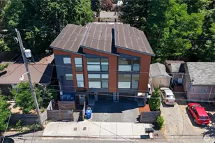 14012 Midvale Ave N, Seattle, WA 98133 - Photo 1