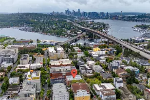 905 NE 43rd St, Seattle, WA 98105 - Photo 31