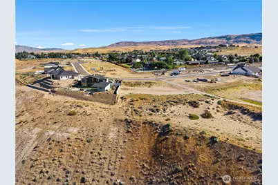 760 NE Tyler Place, East Wenatchee, WA 98802 - Photo 11