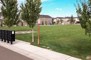 19814 135th Ave E, Graham, WA 98338 - Photo 25