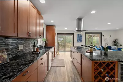 3913 W Tapps Drive E, Lake Tapps, WA 98391 - Photo 5