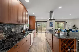 3913 W Tapps Dr E, Lake Tapps, WA 98391 - Photo 5