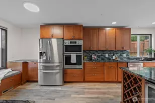 3913 W Tapps Dr E, Lake Tapps, WA 98391 - Photo 11