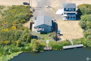 1042 Point Brown Ave SE, Ocean Shores, WA 98569 - Photo 3