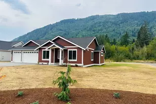 8151 Peaceful Vly Ct, Maple Falls, WA 98266 - Photo 5