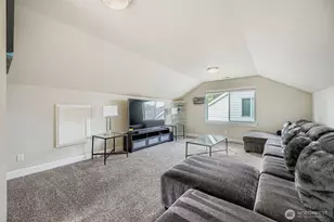 678 7th St NE, Auburn, WA 98002 - Photo 15