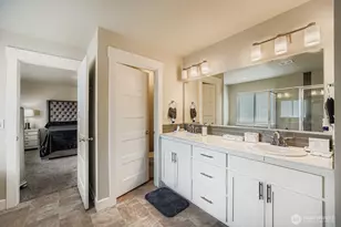 678 7th St NE, Auburn, WA 98002 - Photo 11