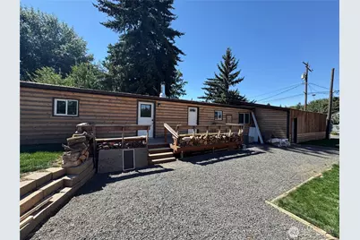 304 W Clay Street, Dayton, WA 99328 - Photo 3