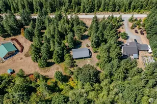 8289 Lekcin Ln, Concrete, WA 98237 - Photo 9