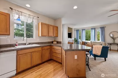 2420 Simmons Street #B, DuPont, WA 98327 - Photo 11