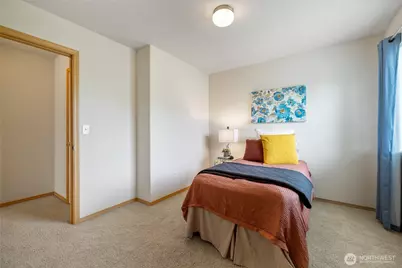 2420 Simmons Street #B, DuPont, WA 98327 - Photo 25