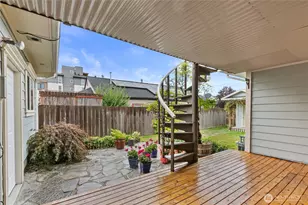 1108 18th St, Anacortes, WA 98221 - Photo 23