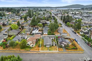 1108 18th St, Anacortes, WA 98221 - Photo 29