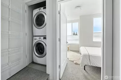 7500 15th Avenue NW #E, Seattle, WA 98117 - Photo 11