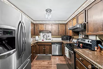 8204 42nd Street W, University Place, WA 98466 - Photo 9