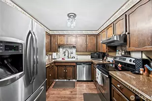 8204 42 St W, University Place, WA 98466 - Photo 9