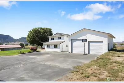 55790 NE Lakeridge Lane, Electric City, WA 99123 - Photo 1