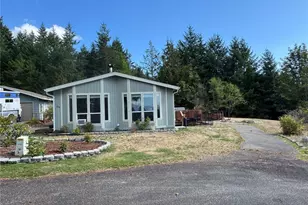 31 Hood Pl, Brinnon, WA 98320 - Photo 13