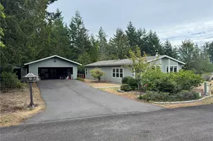 31 Hood Pl, Brinnon, WA 98320 - Photo 1
