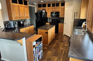 31 Hood Pl, Brinnon, WA 98320 - Photo 3