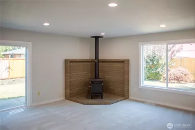 310 Y Street SW, Tumwater, WA 98501 - Photo 17