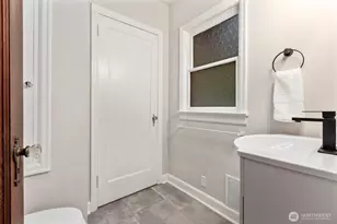 221 S Woodland, Puyallup, WA 98371 - Photo 21