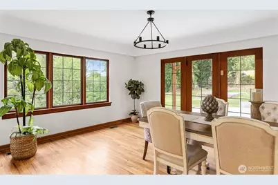 221 S Woodland, Puyallup, WA 98371 - Photo 11