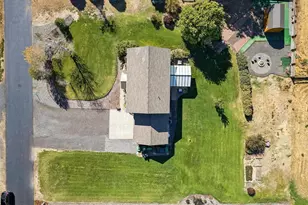 49 Sierra Ln, Touchet, WA 99360 - Photo 3