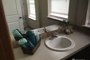 4532 Abalone Street, Bremerton, WA 98310 - Photo 15