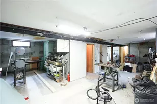 122 S National Ave, Bremerton, WA 98312 - Photo 23