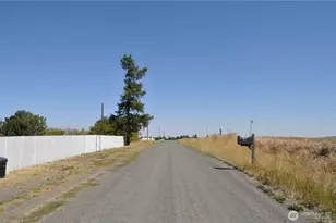 37413 Main Street E, Davenport, WA 99122 - Photo 39