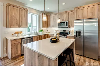 124 W 12th Way, La Center, WA 98629 - Photo 11