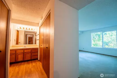 17417 Ashworth Avenue N #303, Shoreline, WA 98133 - Photo 13