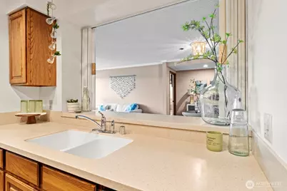 1902 Bridgeport Way W #106, University Place, WA 98466 - Photo 13