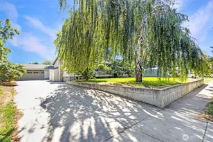 210 E 7th St, Waitsburg, WA 99361 - Photo 33