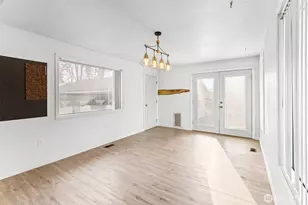 210 E 7th St, Waitsburg, WA 99361 - Photo 13