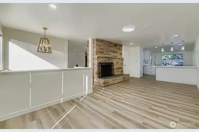 16110 Evanston Ave N, Shoreline, WA 98133 - Photo 5