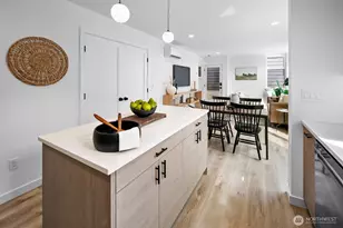 2923 39th Ave SW, Seattle, WA 98116 - Photo 13