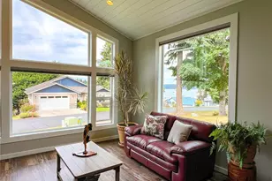 46 Port Townsend Bay Dr, Port Hadlock, WA 98339 - Photo 7