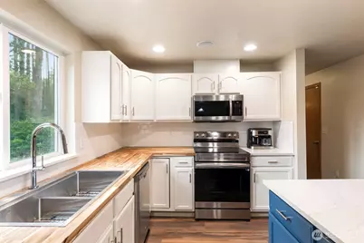 8305 Schirm Road NW, Olympia, WA 98502 - Photo 15