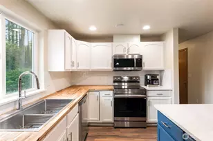 8305 Schirm Rd NW, Olympia, WA 98502 - Photo 15