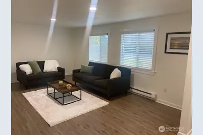 715 Stevens Street, Steilacoom, WA 98388 - Photo 5