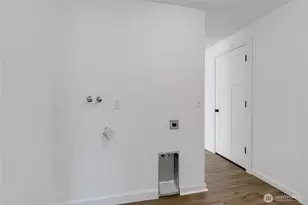 715 Stevens St, Steilacoom, WA 98388 - Photo 23